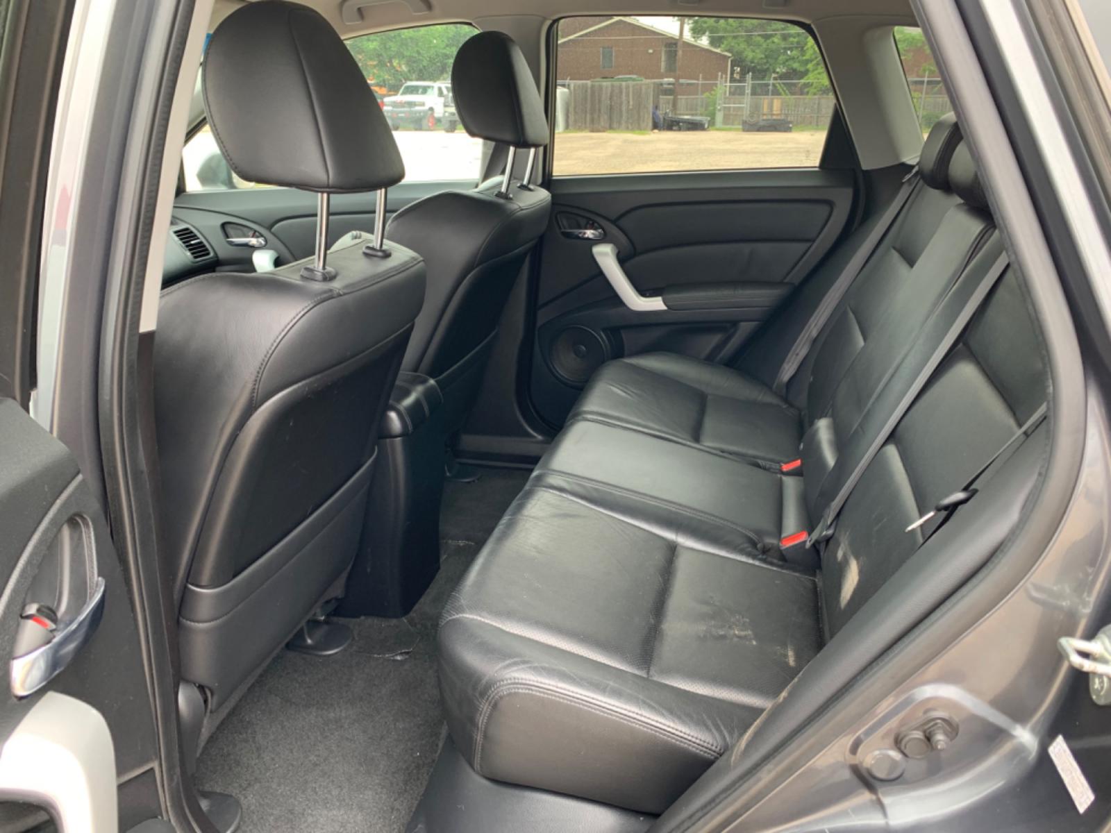 2009 Silver /Black Acura RDX (5J8TB18239A) with an 2.3L L4 DOHC 16V engine, Automatic transmission, located at 1830 North Belt Line Road, Irving, TX, 75061, (469) 524-0199, 32.834373, -96.993584 - Photo #8